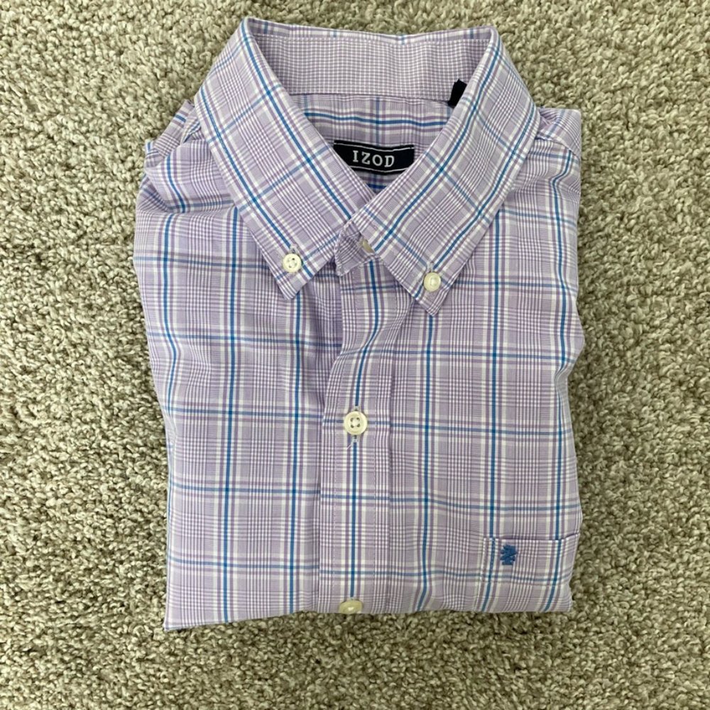 IZOD Men's Classic Fit Button Down Shirt Light Purple M